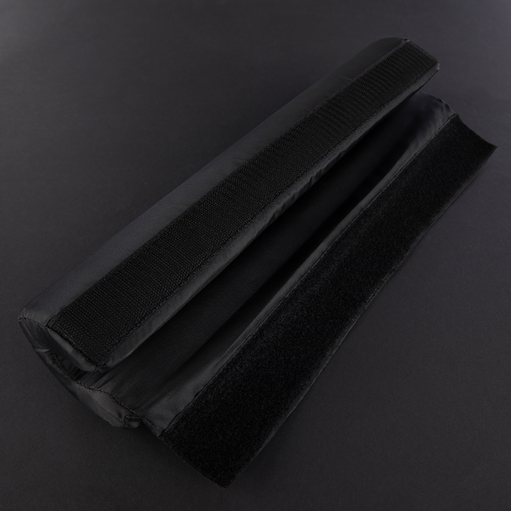 Neck Roll black/10