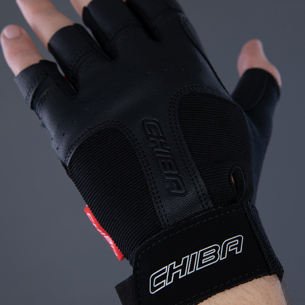 Classic black/10